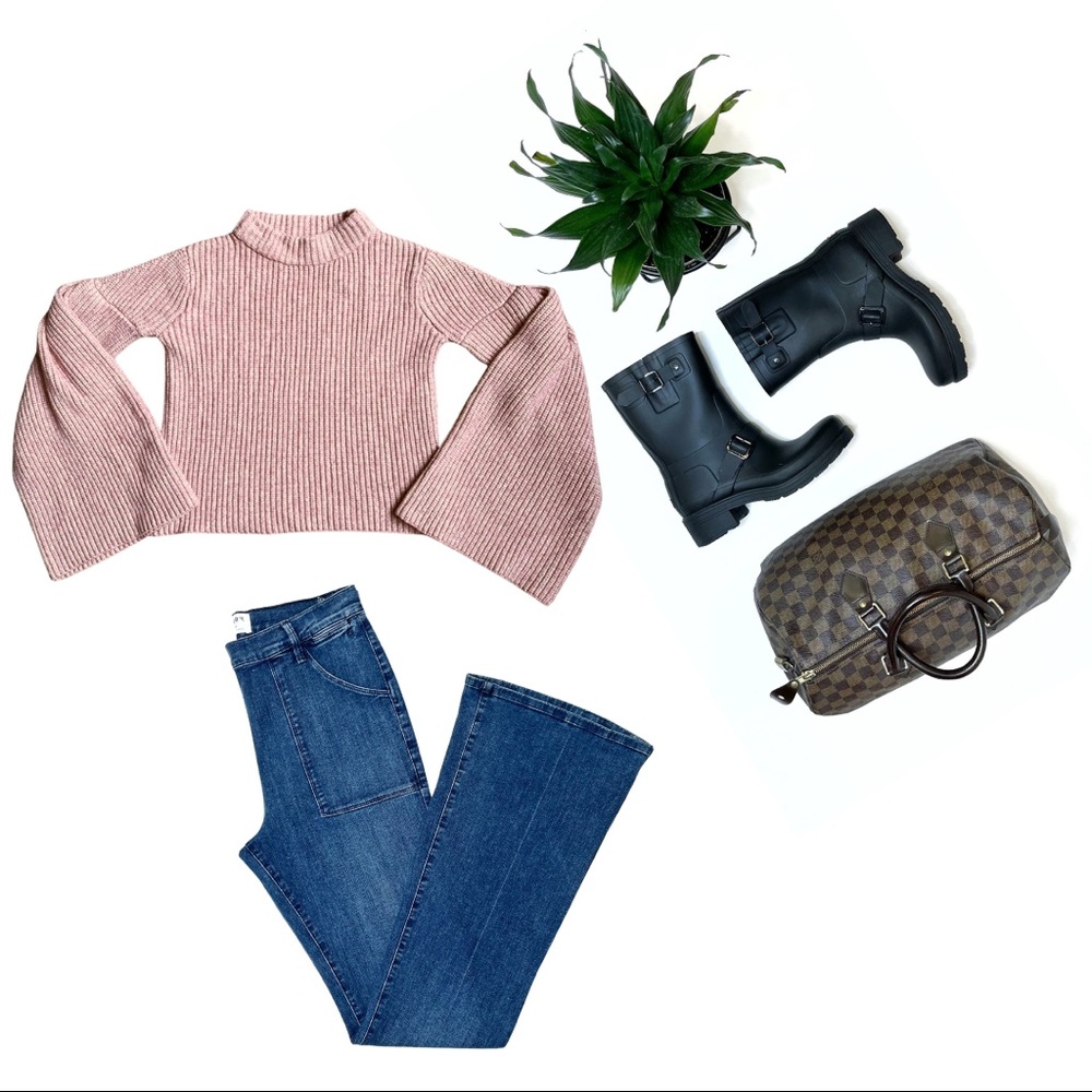๐Host Pick๐ Endless Rose Heathered Pink Bell Sleeve Pink Cropped Sweater - Picture 7 of 8